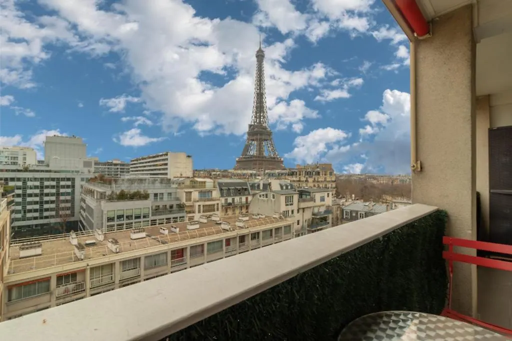 Apartment Le Suffren-Eiffel Appartement Paris France