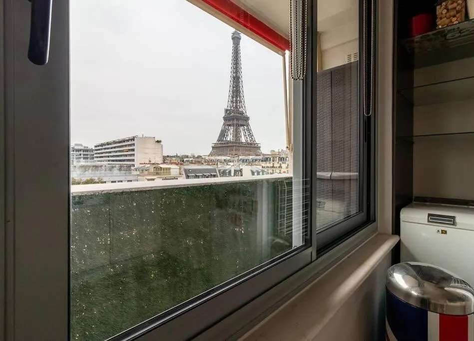 Le Suffren-Eiffel Appartement Paris 0*,